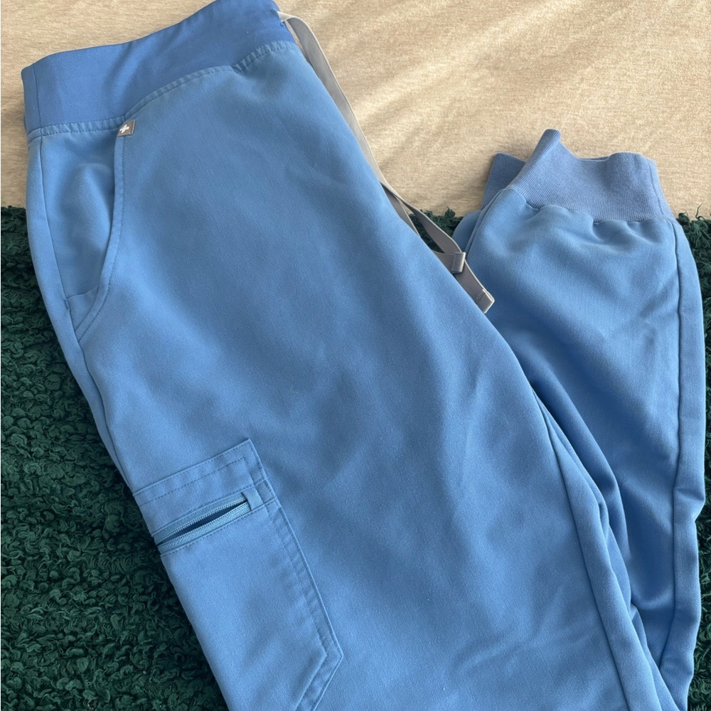 Figs Jogger Scrubs- SOLD OFF POSH